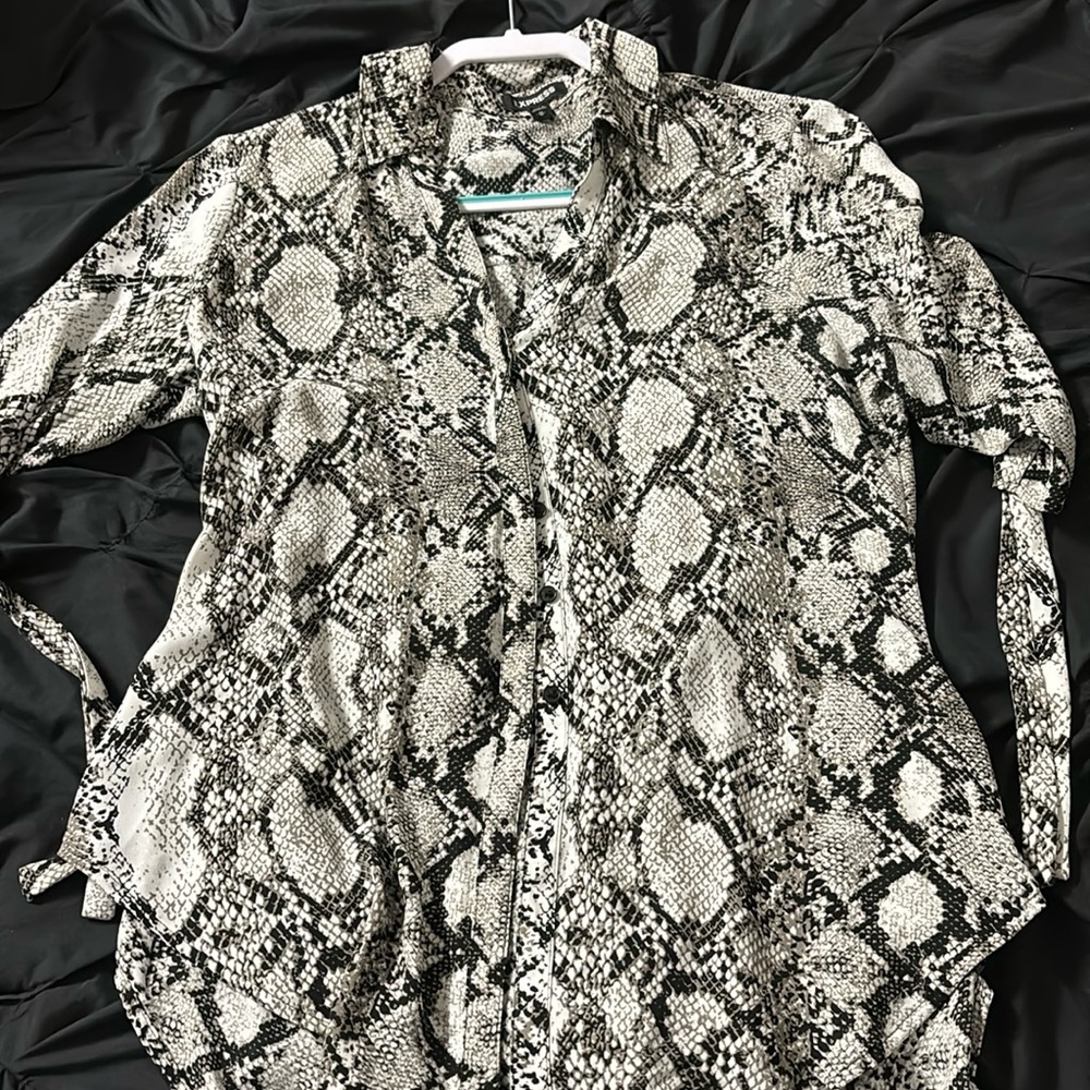 Express Snake Print Button-Down Shirt With Mid Sl… - image 1